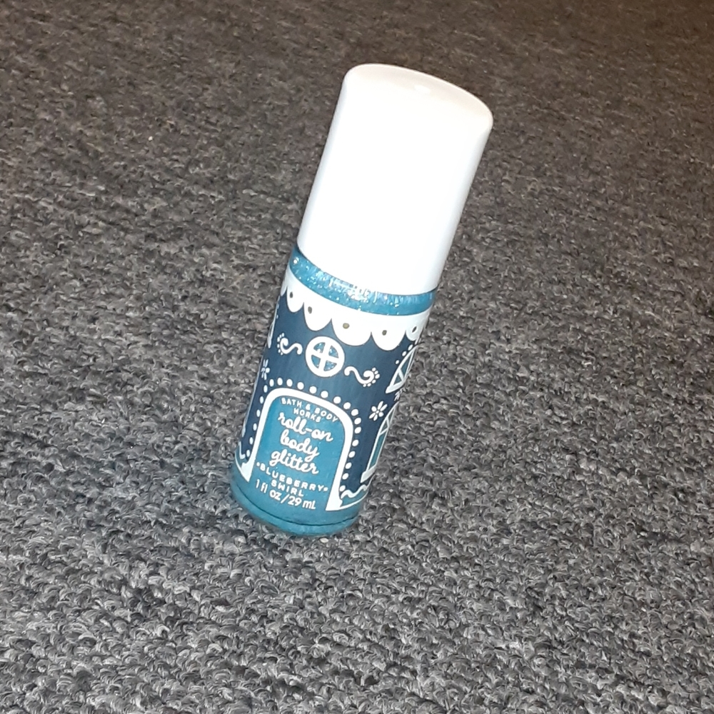 ☆Roll on Body Glitter